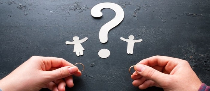 آیا زنی بدون دلیل طلاق می‌گیرد؟